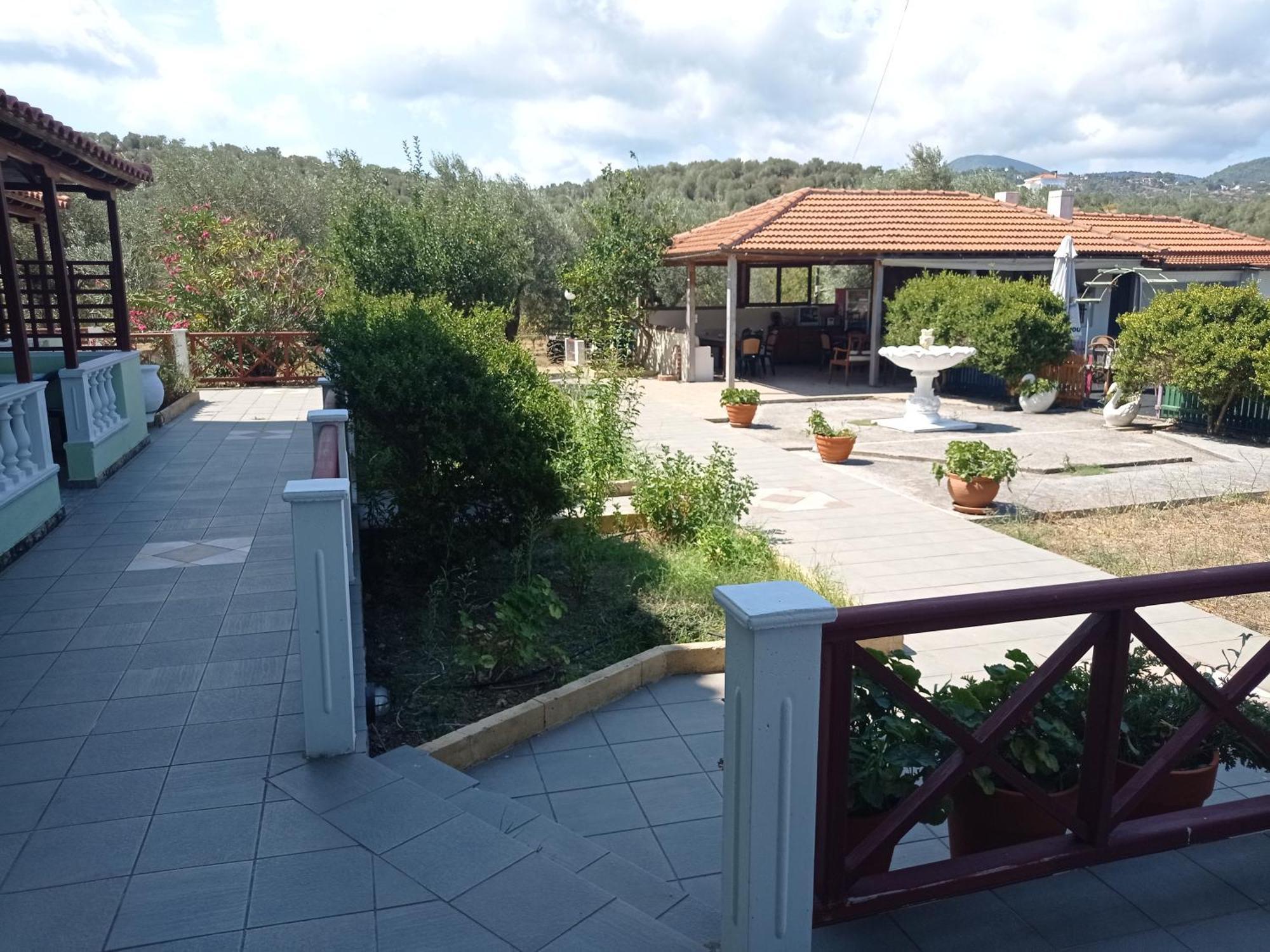 Alexandros Rooms & Studios Skopelos Town Exterior foto