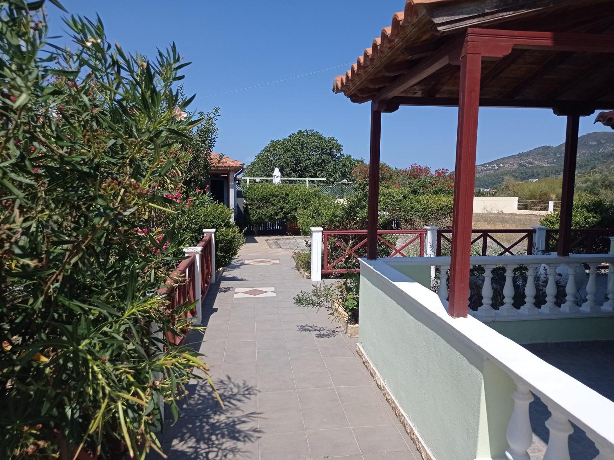 Alexandros Rooms & Studios Skopelos Town Exterior foto