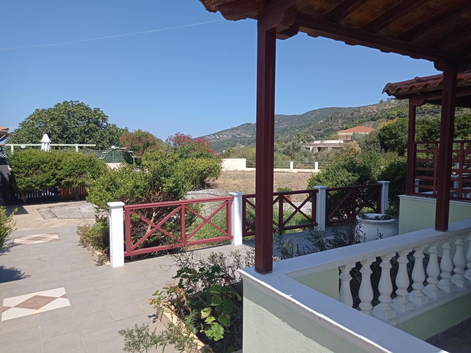 Alexandros Rooms & Studios Skopelos Town Exterior foto