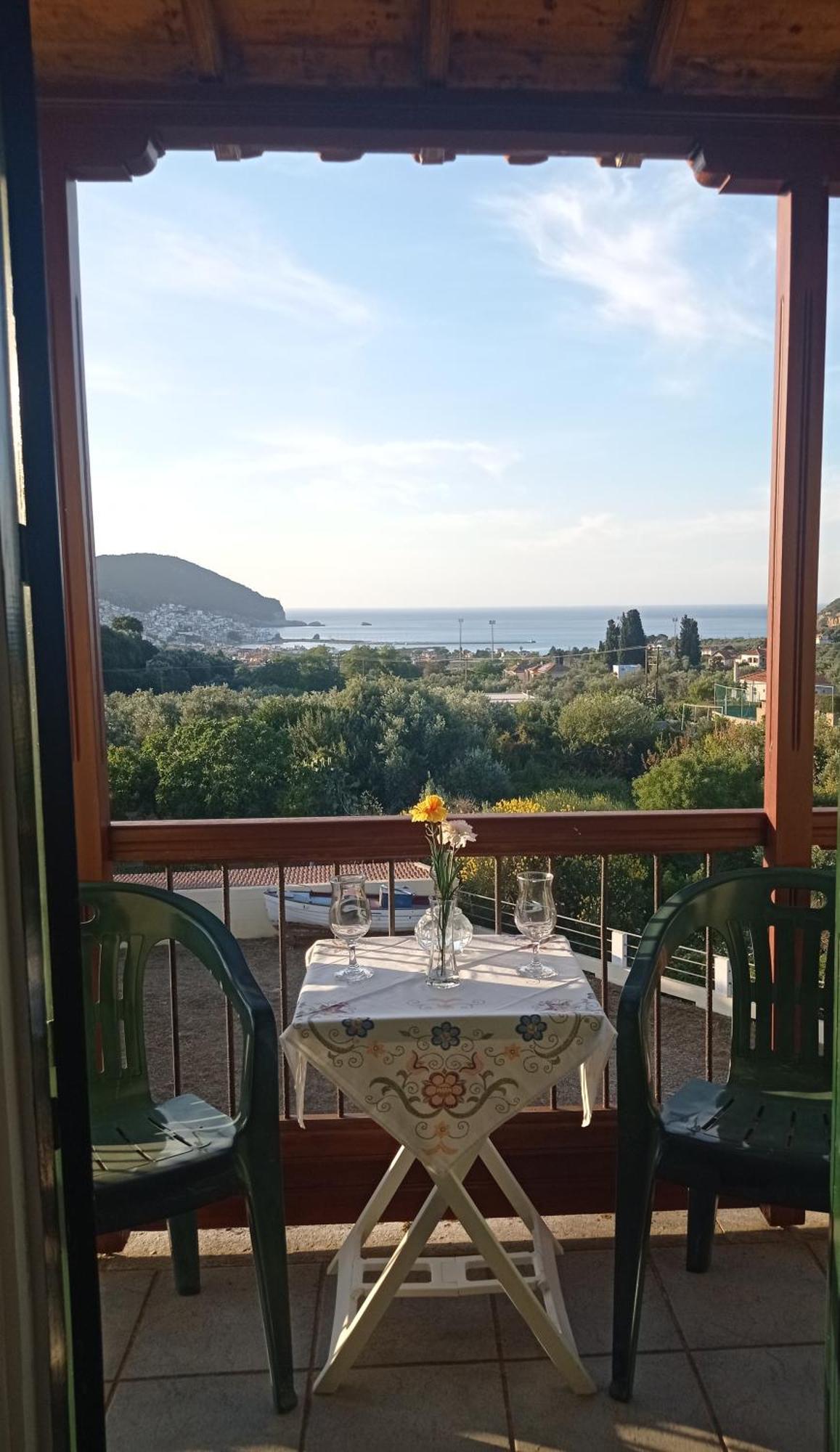 Alexandros Rooms & Studios Skopelos Town Exterior foto