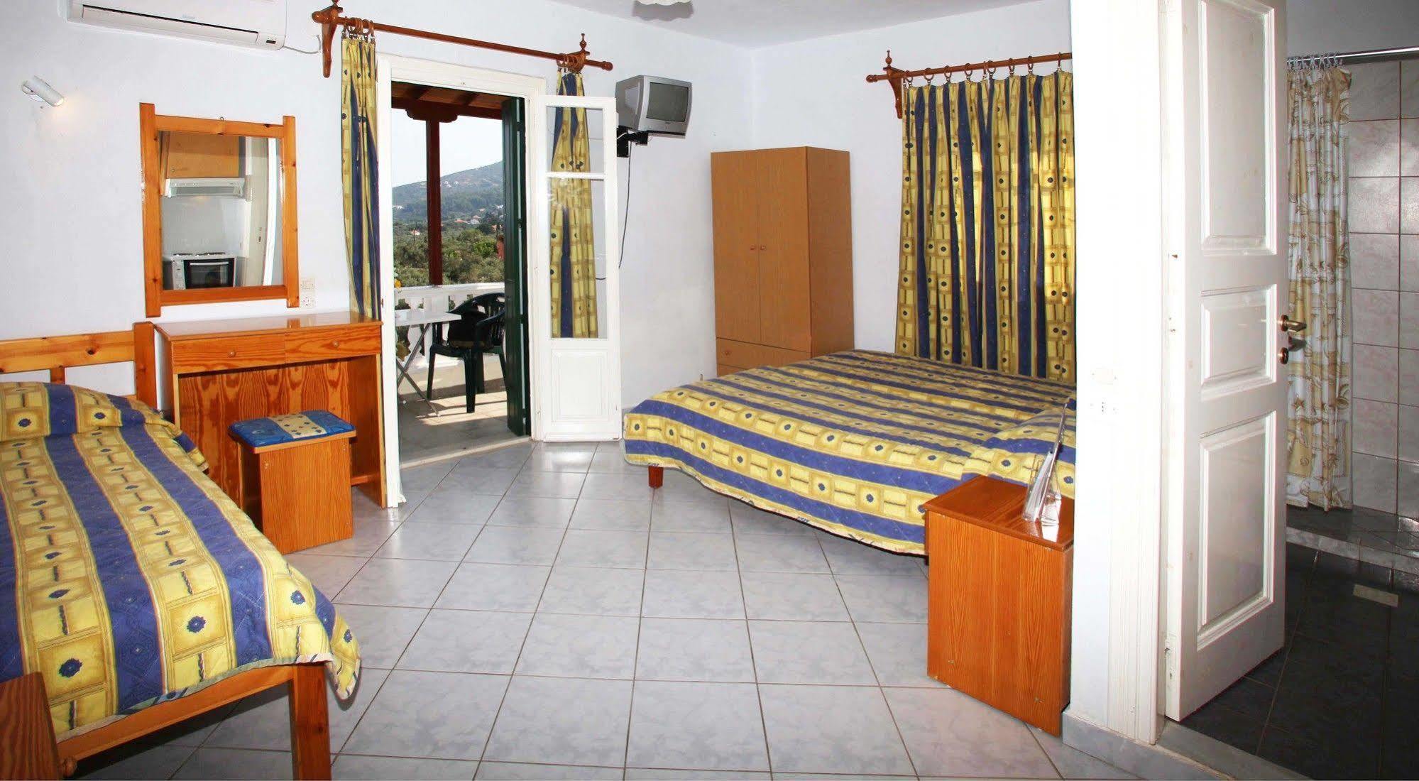 Alexandros Rooms & Studios Skopelos Town Exterior foto